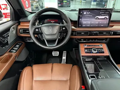 Lincoln Aviator