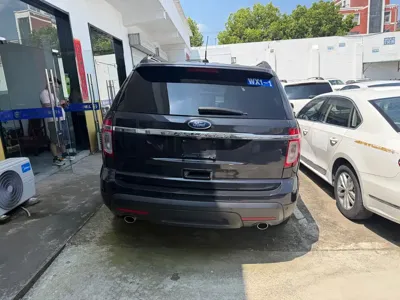 Ford Explorer (Import)