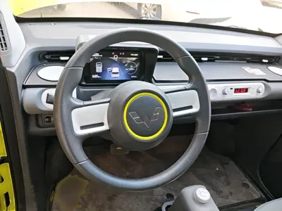 Wuling MINIEV