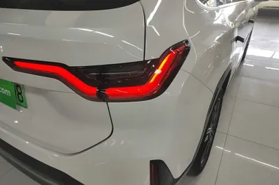 Nio EC6