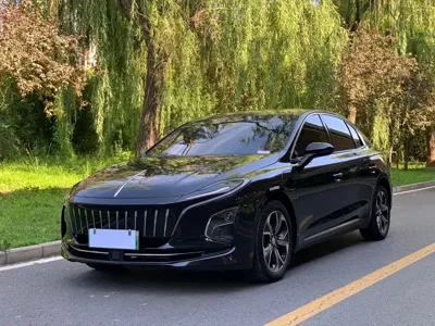 Hongqi Hongqi E-QM5