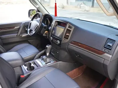 Mitsubishi Pajero (Import)