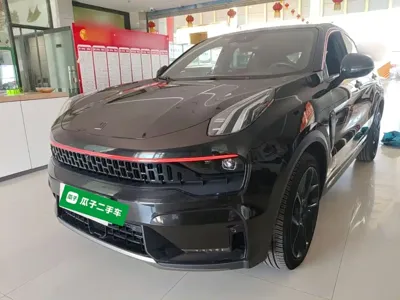 Lynk & Co 05