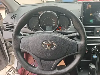 Toyota Yaris L
