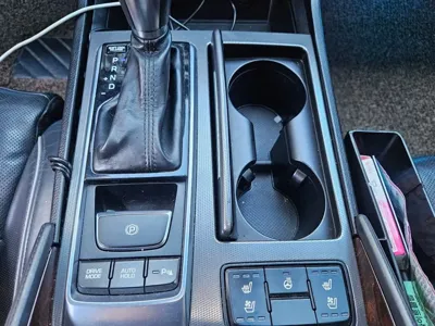 Hyundai Aslan