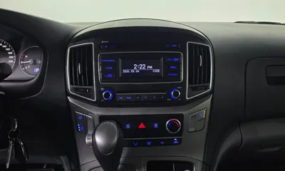 Hyundai Starex