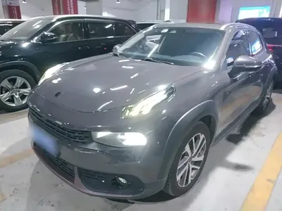 Lynk & Co 02