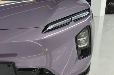 Nio EC6