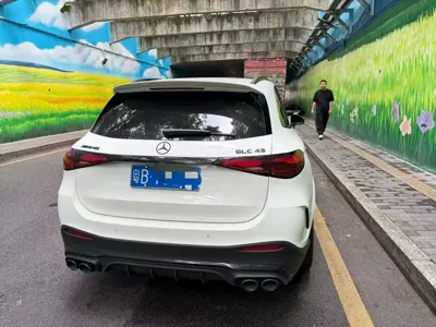 Mercedes-Benz GLC AMG