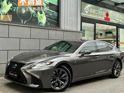 Lexus LS