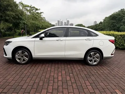 BAIC EU5