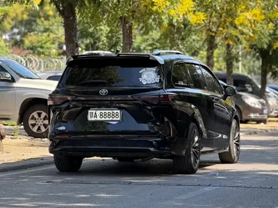Toyota Granvia