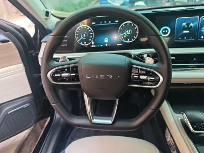 Chery Arrizo 8