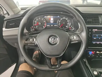 Volkswagen Phideon