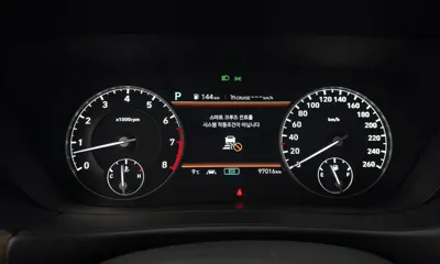 Genesis G90