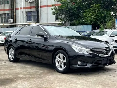 Toyota Reiz