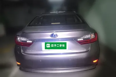 Lexus ES