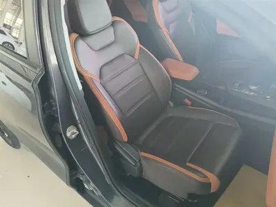 BYD e2