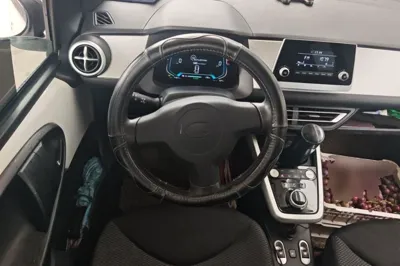 BYD e1