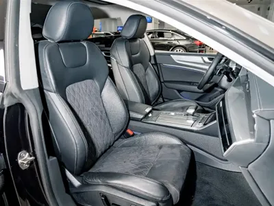 Audi A7L
