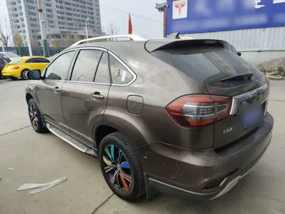 BYD S7