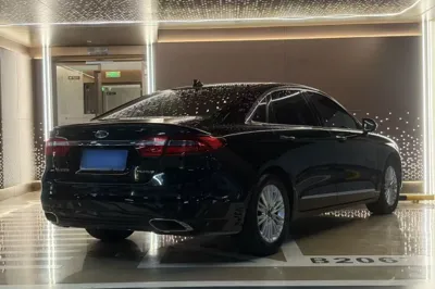 Ford Taurus
