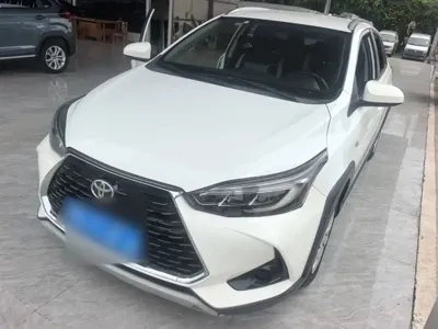 Toyota Yaris L