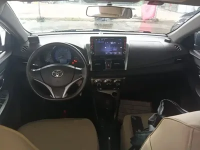 Toyota Yaris L