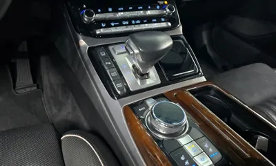 Genesis EQ900