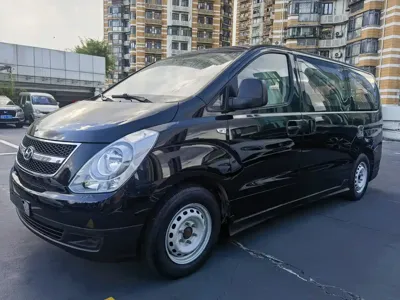 Hyundai H-1