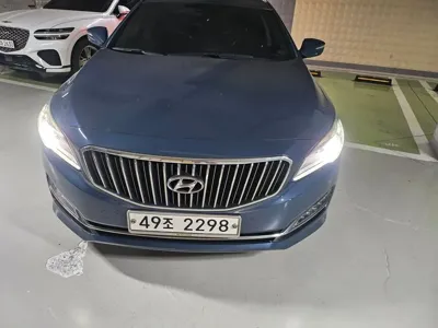 Hyundai Aslan