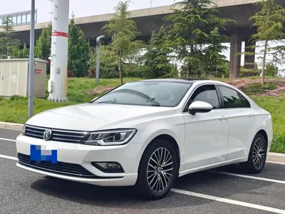 Volkswagen Lamando