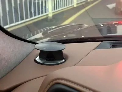 Aston Martin DB11