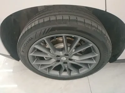 Leapmotor C10