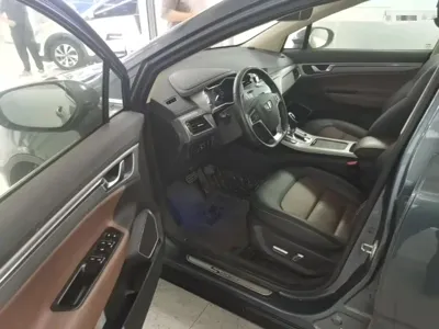 Geely Emgrand GS