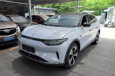 Leapmotor C11