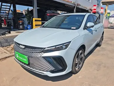 Geely L HiP
