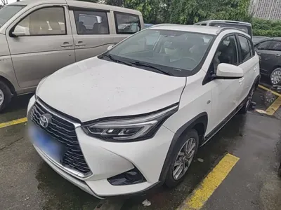 Toyota Yaris L