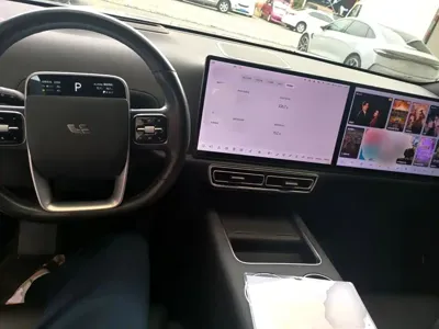 Li Auto Li L7