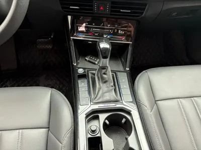 Volkswagen 帕萨特插电混动