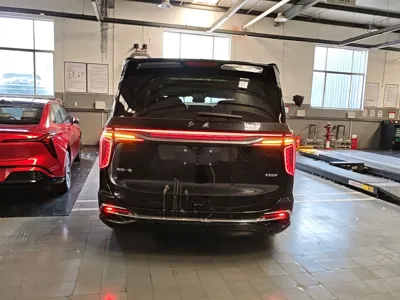 Hongqi HQ9