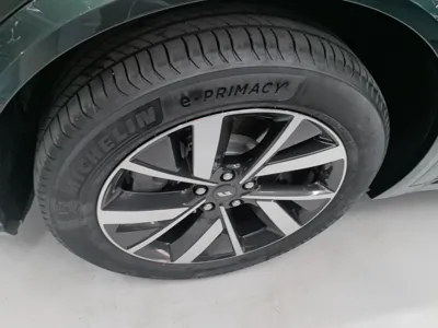 Li Auto L8