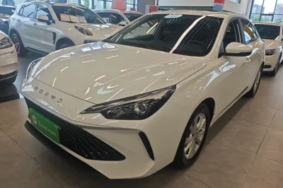 Roewe i5