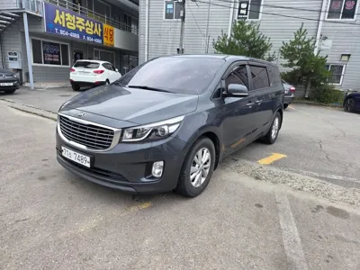 Kia Canival