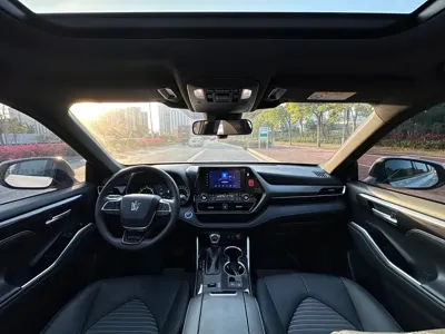 Toyota Crown Kluger