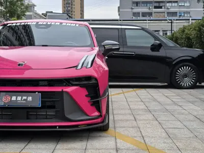 Lynk & Co 03