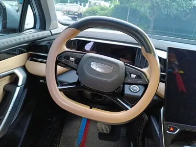 Geely Boyue L