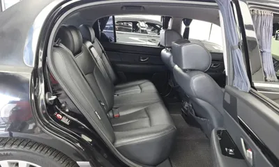 Kia Opirus