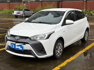 Toyota Yaris L