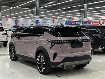 Lynk & Co 06